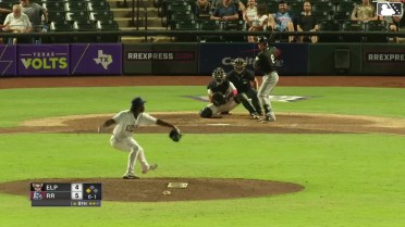 Nick Solak singles on a fly ball to right fielder Alejandro Osuna. Pablo Reyes scores.
