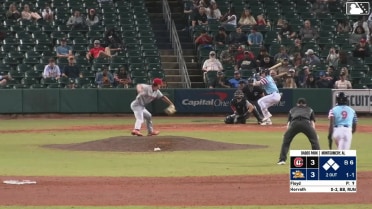 Taylor Floyd In play, run(s) to Mac Horvath