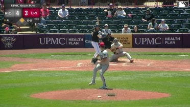 Izaac Pacheco doubles (4) on a sharp fly ball to center fielder Jonah Cox. Chris Meyers scores.