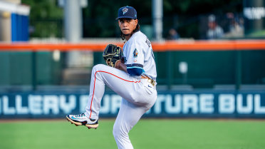 Middle-Innings Surge Downs Space Cowboys