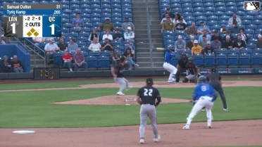 Tyriq Kemp reaches on a throwing error by first baseman Carlos Franco. Derlin Figueroa scores. Jose Cerice to 3rd.