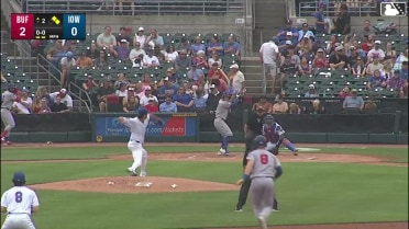 Jay Harry singles on a ground ball to right fielder Kevin Alcántara. William Simoneit scores. Carlos Mendoza to 3rd.