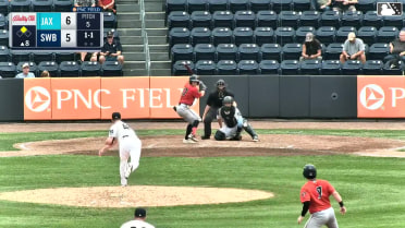 Justin Topa In play, run(s) to Brendan Jones