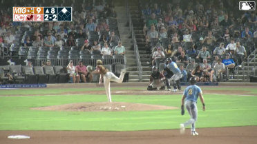 Jadher Areinamo homers (9) on a fly ball to left center field. Brayden Taylor scores.