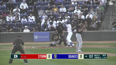 Joendry Vargas' two-run triple