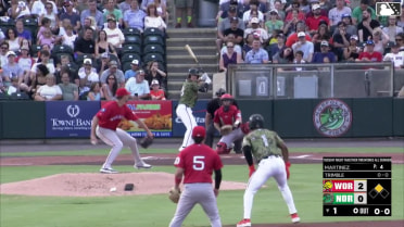 Reed Trimble homers (3) on a fly ball to right field. Enrique Bradfield Jr. scores.