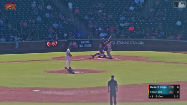 Nacho Alvarez Jr.'s first Fall League homer