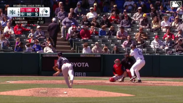 Esmerlyn Valdez homers (2) on a fly ball to center field. Ronny Simon scores.