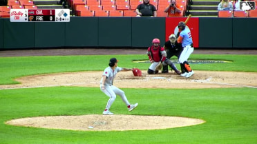 Braylin Tavera homers (6) on a line drive to left field. Vance Honeycutt scores.