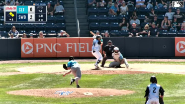 Shane Smith In play, run(s) to Jasson Domínguez