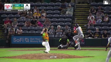 Willy Vasquez singles on a ground ball to center fielder P.J. Hilson. Thomas Sosa scores.