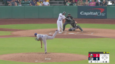 Ethan Salas' solo home run (1)