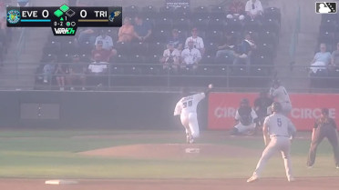 Brandon Eike singles on a ground ball to shortstop Kendrey Maduro, deflected by pitcher Yeferson Vargas. Carlos Jimenez scores. Korbyn Dickerson to 3rd.