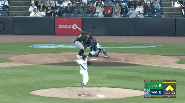 Victor Acosta homers (1) on a fly ball to right field. Alfredo Duno scores. Yerlin Confidan scores.
