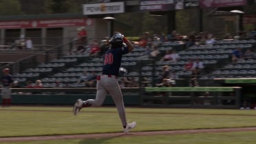 Franklin Arias homers in his second straight game 