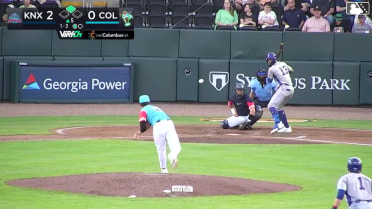 Alex Ramírez homers (3) on a fly ball to right field. Karson Simas scores.