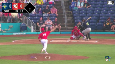 Hyungchan Um homers (7) on a fly ball to left field.