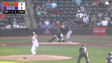 Paxton Kling grounds into a force out, shortstop Caleb Bonemer to second baseman Kyle Lodise. Yeison Morrobel scores. Luke Hanson to 3rd. Gleider Figuereo out at 2nd. Paxton Kling to 1st.