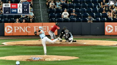 Maxwell Romero Jr. homers (2) on a fly ball to center field.