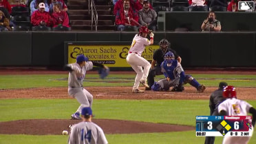 Noah Mendlinger singles on a line drive to center fielder Kendall George. Chase Davis scores. Zach Levenson to 2nd.