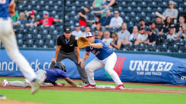 Isotopes Send Comets to 7-5 Loss to Take Series Lead