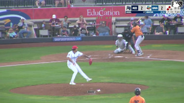Nate Nankil singles on a sharp line drive to left fielder Avery Owusu-Asiedu. Devin Taylor scores. Davis Diaz to 3rd.