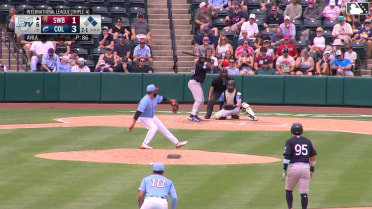 Yanquiel Fernández singles on a sharp line drive to right fielder CJ Kayfus. Marco Luciano scores. Oswaldo Cabrera to 3rd.