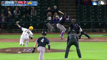 Hendry Mendez grounds out to first baseman Brett Squires. Garrett Spain scores. Ben Ross to 3rd. Kyle DeBarge to 2nd.