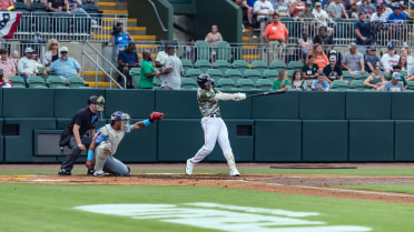 Clingstones Fall 5-3 in 10 Innings to Biloxi