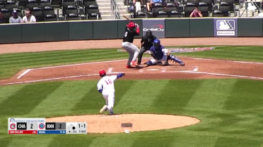 Cam Collier doubles (3) on a sharp line drive to right fielder Andy Garriola. Zavier Warren scores.