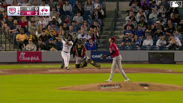 Po-Yu Chen In play, run(s) to Bo Davidson