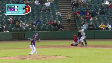 Jhonny Severino homers (7) on a line drive to left field. Jared Jones scores.