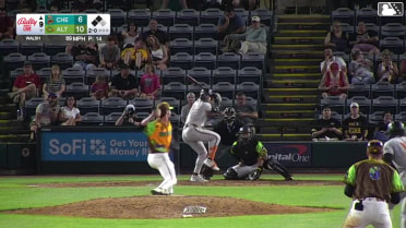 Carter Young doubles (6) on a line drive to right fielder Shalin Polanco. Willy Vasquez scores. Frederick Bencosme scores.