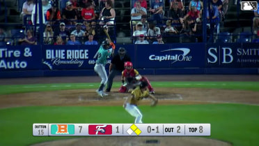 Aron Estrada doubles (20) on a fly ball to right fielder Raylin Heredia. Tavian Josenberger scores. Colin Tuft scores.
