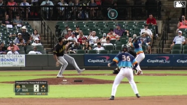 Huascar Ynoa In play, run(s) to Shay Whitcomb