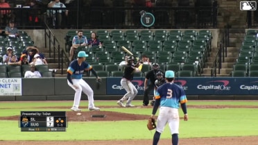 Nelson Rada grounds into a double play, shortstop Pascanel Ferreras to first baseman Cavan Biggio. Yolmer Sánchez scores. Cade Marlowe out at 2nd. Nelson Rada out at 1st.