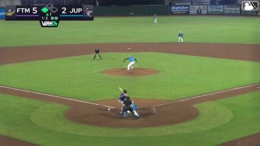 Luis De La Cruz In play, run(s) to Eduardo Beltre