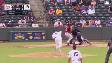 Gleider Figuereo homers (2) on a fly ball to left center field. Sebastian Walcott scores. Ian Moller scores.