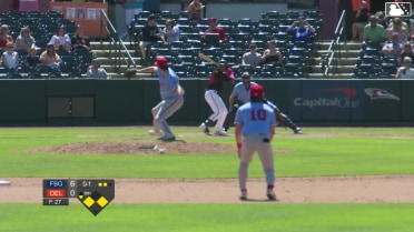 Jose Perez triples (4) on a line drive to right fielder Gavin Fien. Elvin Garcia scores. Miguel Rodríguez scores.