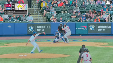 Mets challenged (pitch result): Eduardo Valencia walks. Wenceel Pérez scores. Max Clark to 3rd. Jace Jung to 2nd.