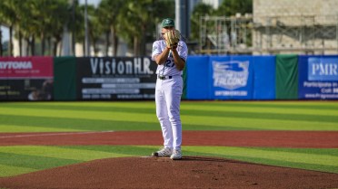 Schoenwetter Stellar, Duno Homers Again in 7-1 Defeat