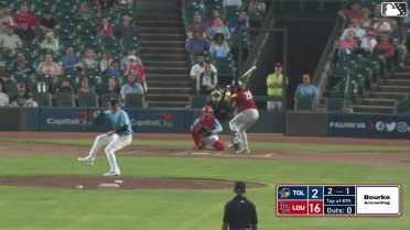 Eduardo Valencia homers (2) on a fly ball to center field.