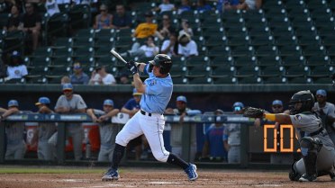 Nowak Collects Four Hits in 8-5 Loss 