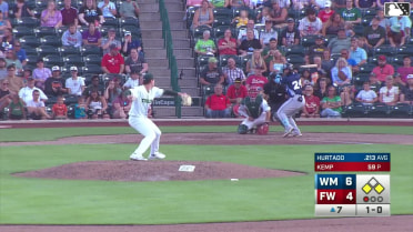 Ricardo Hurtado doubles (14) on a sharp line drive to left fielder Kasen Wells. Woody Hadeen scores. Edian Espinal scores.