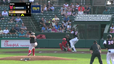 Eduardo Rivera In play, run(s) to Andrew Pinckney