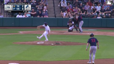 Luke Ritter singles on a ground ball to left fielder Petey Halpin. Jace Jung scores. Tyler Gentry to 3rd.