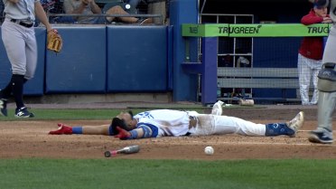 Jonatan Clase - Inside the Park Home Run