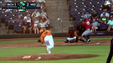 Maddux Houghton singles on a sharp ground ball to left fielder Devin Taylor, deflected by shortstop Bobby Boser. Garrett Spain scores. Jay Thomason to 3rd.