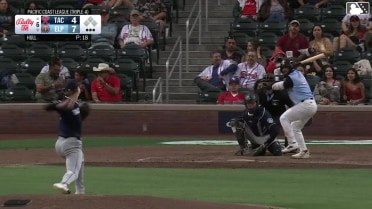 Rodolfo Durán homers (4) on a fly ball to left field.