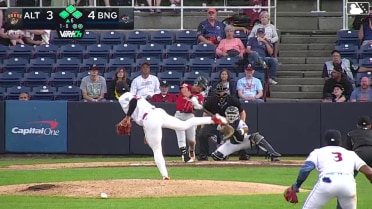 Douglas Orellana In play, run(s) to Keiner Delgado